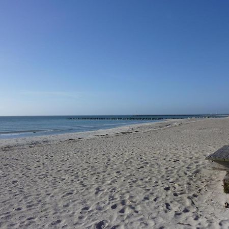 Traumhafter Ostsee-Ausblick, Fewo Direkt Am Strand Fehmarn Exterior foto