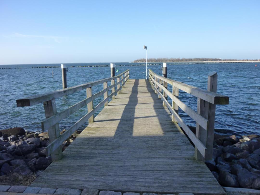 Traumhafter Ostsee-Ausblick, Fewo Direkt Am Strand Fehmarn Exterior foto
